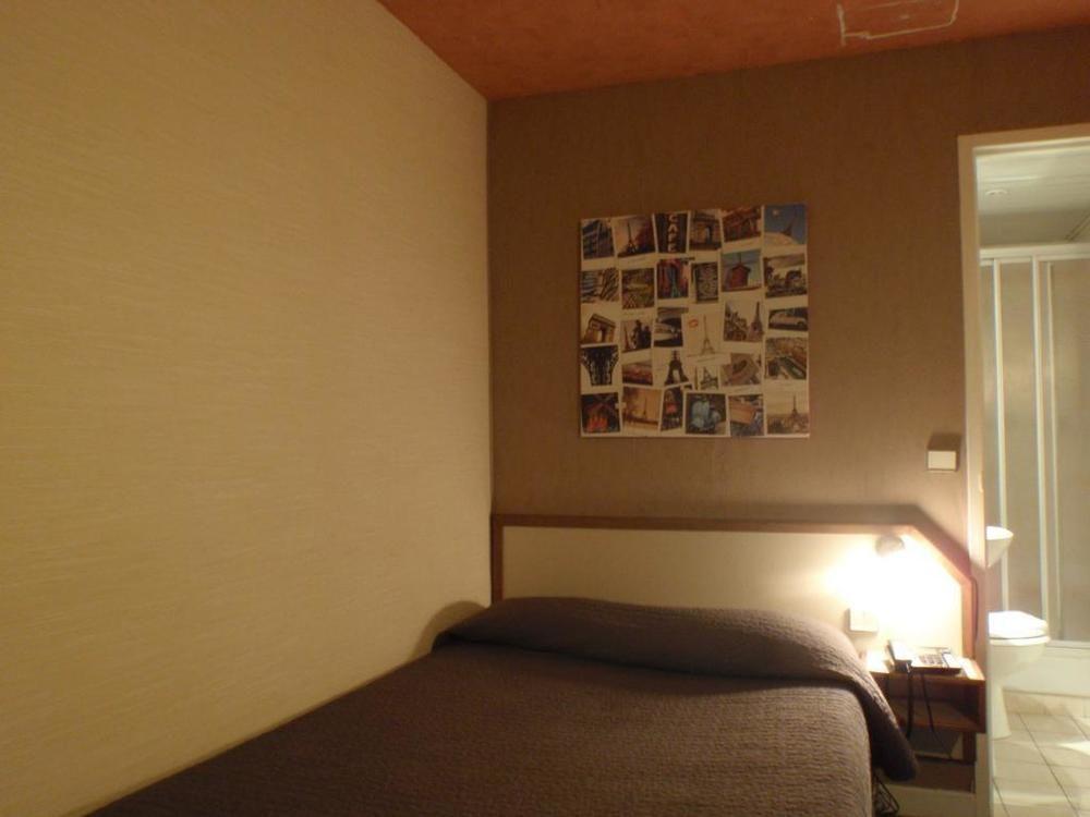 Hotel Du Maine Párizs Kültér fotó